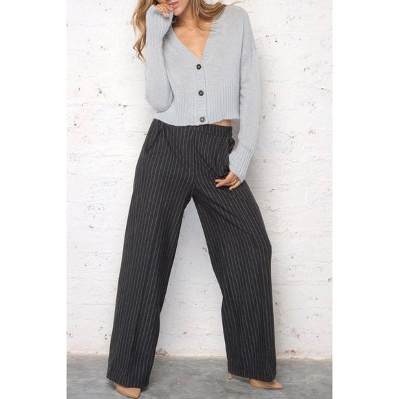 WOODEN SHIPS Beige 3 Button Cropped Cardigan Sweater sz S/M Women's Jumper - Picture 3 of 14